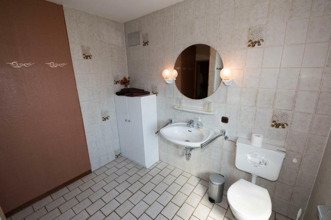 Hotel Gruenes Paradies- Garni Hochwaldhausen 外观 照片